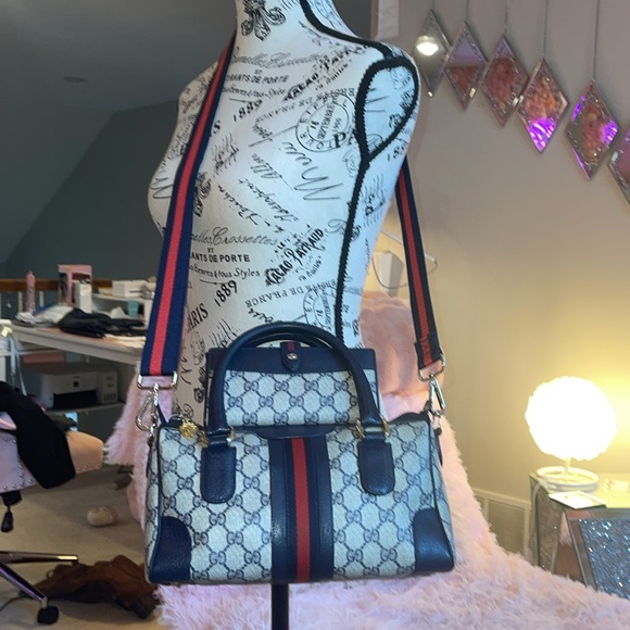 Vintage GG Web Supreme Canvas/ Professionally RESTORED  like New Outside❣️ - Picture 15 of 17